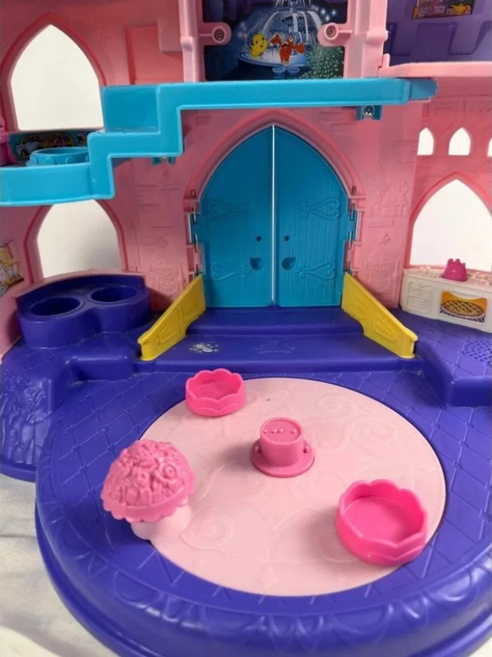 Vintage Fisher Price Little People Disney Princess Songs Palace‎ Musical Castle